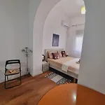 Mihal Popi Appartement *